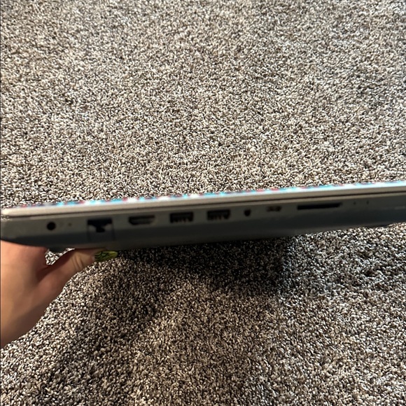 Lenovo Laptop with dvd player - Picture 5 of 7